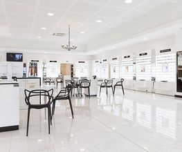 Opticien LAVAL- GRENOUX Optical Center image 4