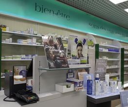 caisse-pharmacie-amavita-charmilles