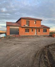 R Construction image 3