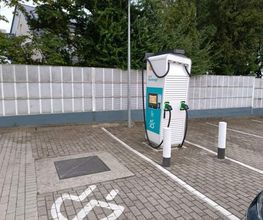 Shell Recharge Charging Station Bild 3
