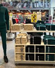 PUMA Outlet Elsendorf Bild 3