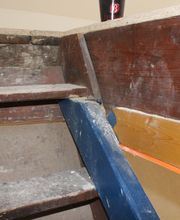 Eine alte Dachbodentreppe ...