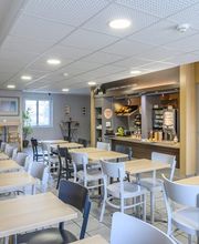 B&B HOTEL Orange image 12