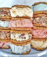 The Last Carrot - smoothies, fresh juices, healthy fare, vegetarian friendly image 3