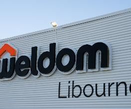Weldom Libourne image 1