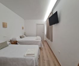 306552258-1-7IvJ7TLtcz1786819629110.jpeg