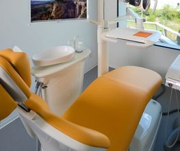 Zahnarztpraxis Pure Biodental Basel Bild 1