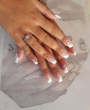 Alex Manucure image 3