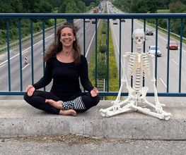 Sandys Yoga Bild 1