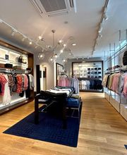 Tommy Hilfiger image 7