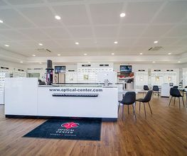 Opticien PÉRONNE Optical Center image 9