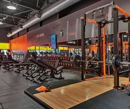 Basic-Fit 24/7 image 2
