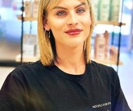 Nira Savoldelli