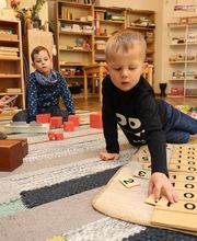 Montessori Kindergarten Sonne Bild 5