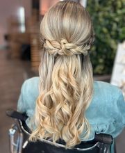 Hinz & Kunst Haarkultur Bild 12