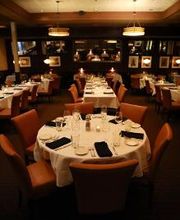 Classic interiors and lively jazz make each Sullivan’s experience unique.