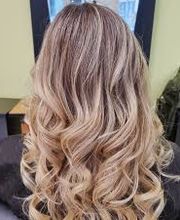 Hair Stage Schnittpunkt GmbH Bild 1
