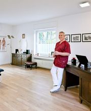 Johannes Schwall, Chiropraktik und Osteopathie in Köln, Raum 1
