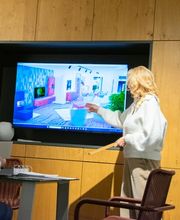 3D-Computer-Visualisierung für Ihre Raum- und Wohnungsplanung bei Möbel Schmitz in Trier. Ihr persönlicher Einrichtungsberater präsentiert Ihr maßgeschneidertes Interior Design direkt auf dem Bildschirm.