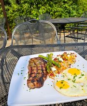 Yellow Brix Restaurant image 7