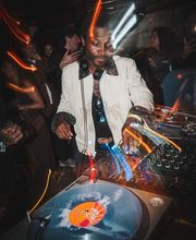 Medium Cool Cocktail Lounge image 7