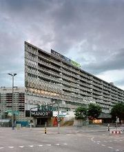 MANOR Basel St. Jakob Bild 2