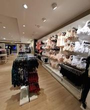 Ulla Popken | Große Größen | Nürnberg Franken-Center Bild 12