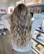 Salon Dulay - Mills 50 District image 19