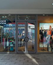 Tommy Hilfiger Palmanova Outlet immagine 2