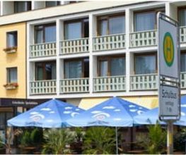 Valentin Dersch Hotel Mayer Bild 1