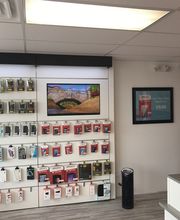 uBreakiFix - Phone and Computer Repair image 6