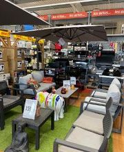 Bricomarché La Loupe image 3