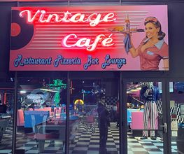 Vintage Cafe 07 image 13