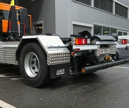 Mayer AG Garage,Carrosserie,Anhänger,Fahrzeugbau Bild 12