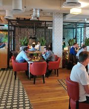 ALEX Frankfurt The Squaire Bild 4