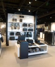 Calvin Klein Outlet immagine 4