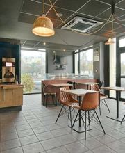 B&B HOTEL Le Mans Centre Cathédrale image 14