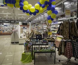 interieur-de-la-pharmacie-sun-store-bulle-coop