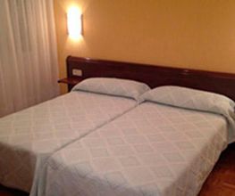 hostal-restaurante-machain-habitaciones-03.jpg