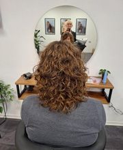 Calligraphy Hair Martina Bark Bild 4