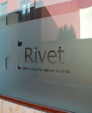 consultorio-veterinario-rivet-fachada-01.jpg