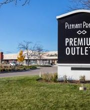 Rack Room Shoes image 4