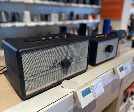 Dans votre Comptoir Boulanger Wasquehal, toutes nos enceintes sont chargés et prêt à emploi. Venez tester nos enceintes JBL, Marshall ou encore les BOSE