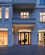 CHANEL BOUTIQUE BERLIN Bild 1