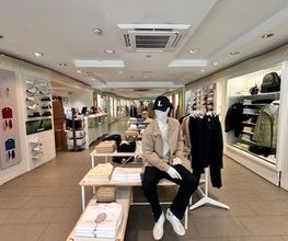 Overall View - In-Store