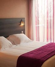 Hôtel Restaurant Les Oliviers image 10