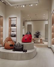 Bottega Veneta Milano Montenapoleone immagine 3
