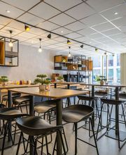 ibis Bordeaux Nord Carbon Blanc image 6