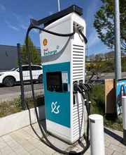 Shell Recharge Charging Station Bild 1