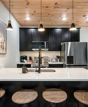 Reedmont Lodging image 15